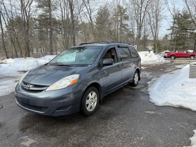 2006 Toyota Sienna CE