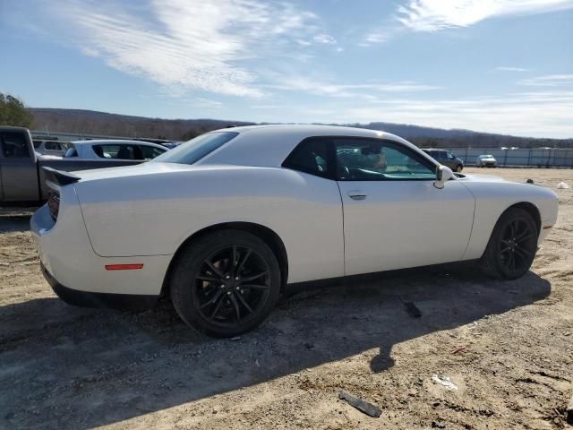 2016 Dodge Challenger SXT