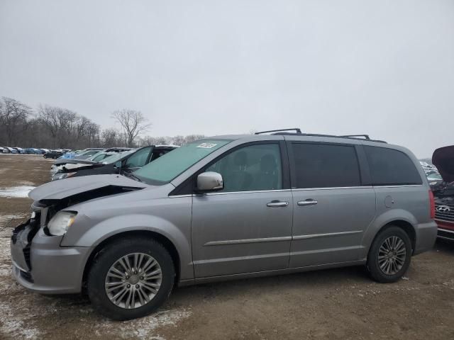 2013 Chrysler Town & Country Touring L