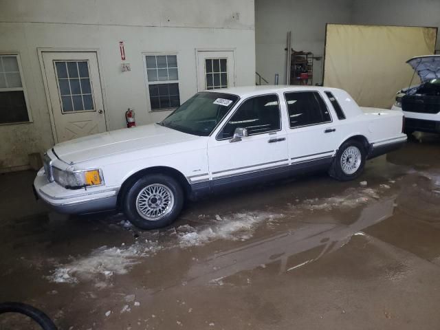 1994 Lincoln Town Car Signature