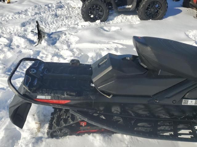 2022 Arctic Cat Snowmobile