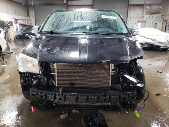 2014 Chrysler Town & Country Touring L