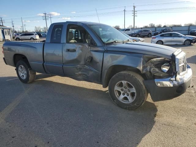 2005 Dodge Dakota SLT