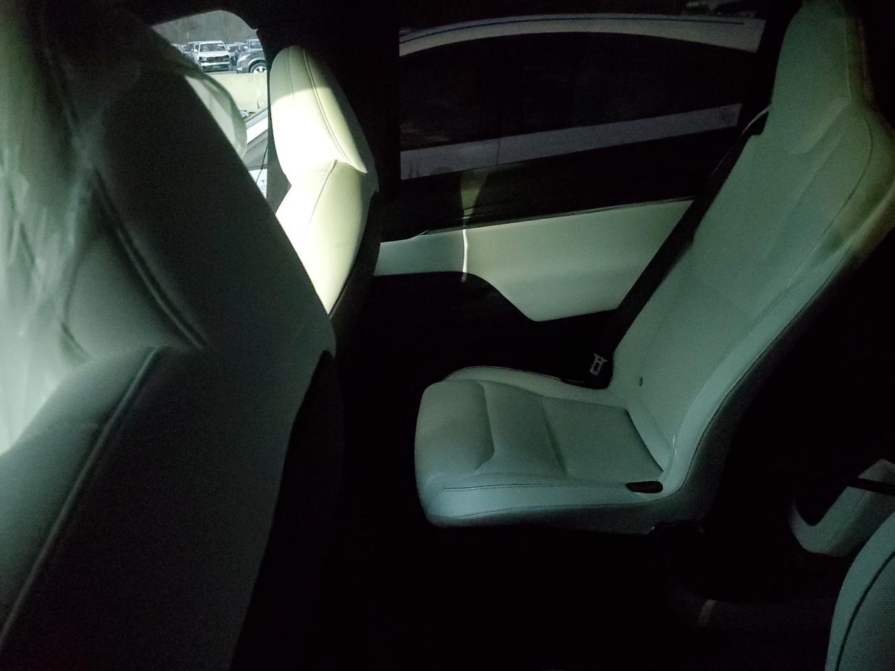 2022 Tesla Model x