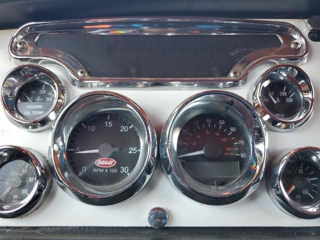 2002 Peterbilt 379