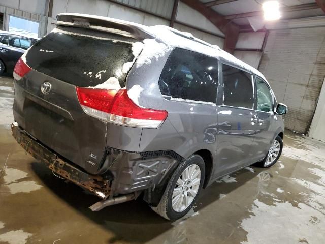 2012 Toyota Sienna XLE