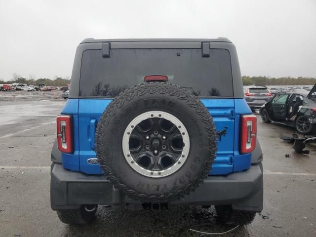2023 Ford Bronco Base