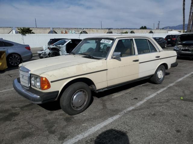 1982 Mercedes-Benz 240 D