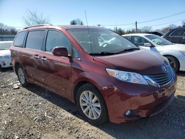 2012 Toyota Sienna XLE