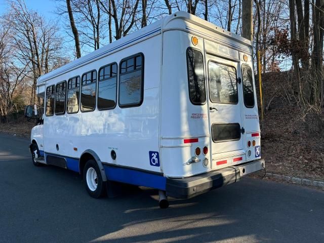 2016 Chevrolet Express G4500