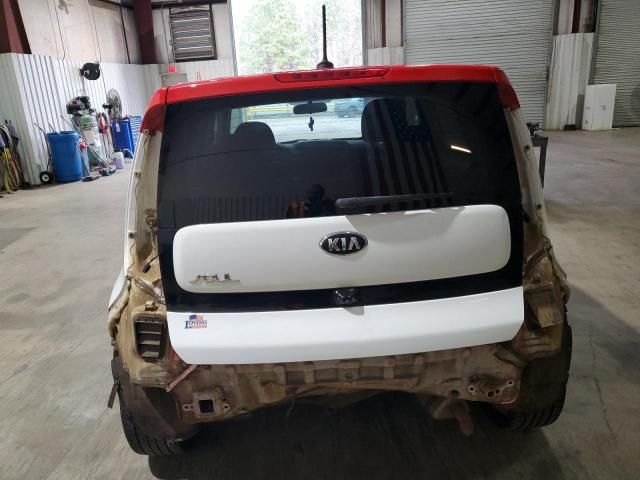 2016 KIA Soul +