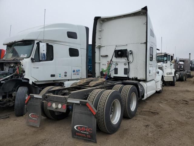 2015 Kenworth Construction T680