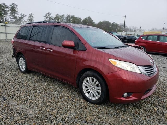 2015 Toyota Sienna XLE