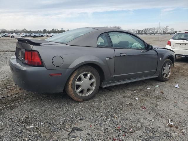 2004 Ford Mustang