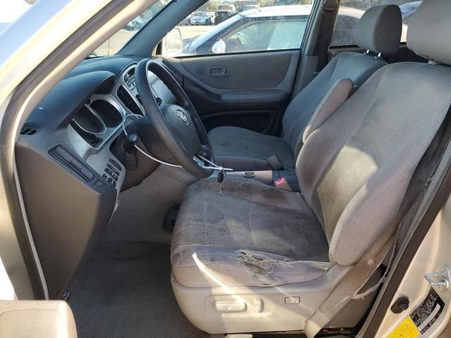 2004 Toyota Highlander Base