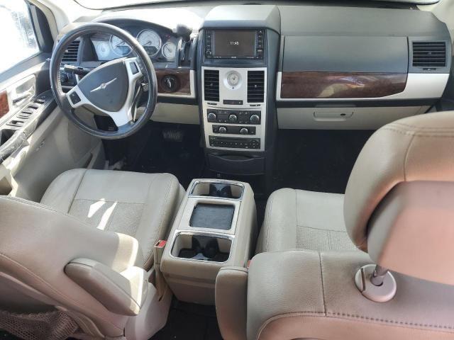 2010 Chrysler Town & Country Touring Plus