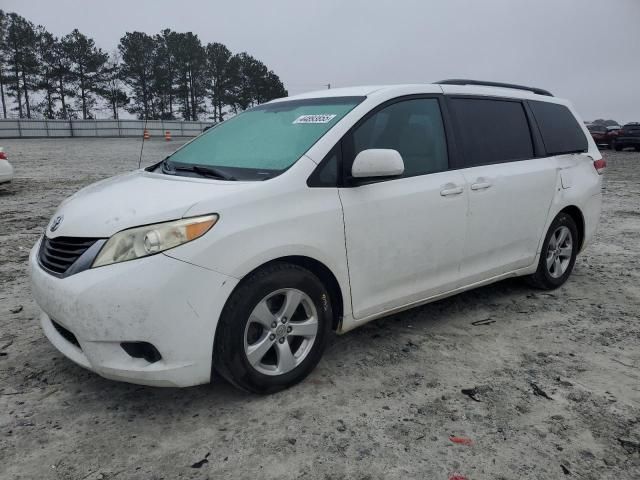 2011 Toyota Sienna LE