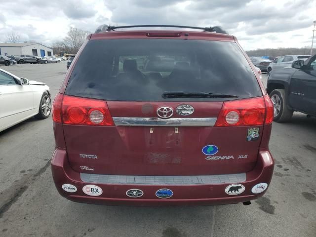 2008 Toyota Sienna XLE