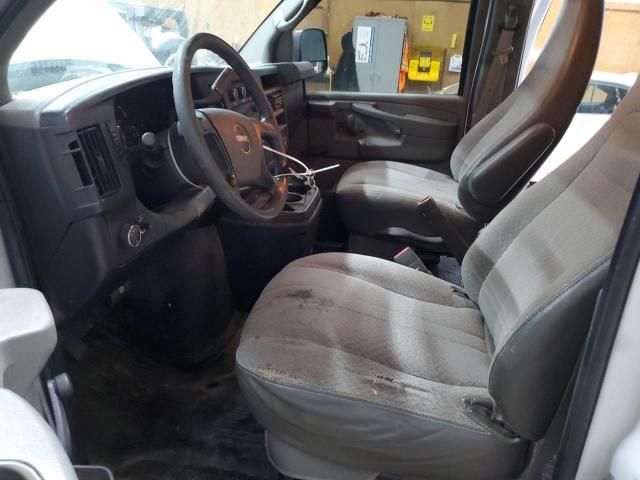 2010 GMC Savana G2500