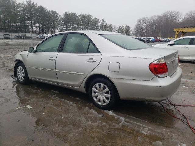 2005 Toyota Camry LE