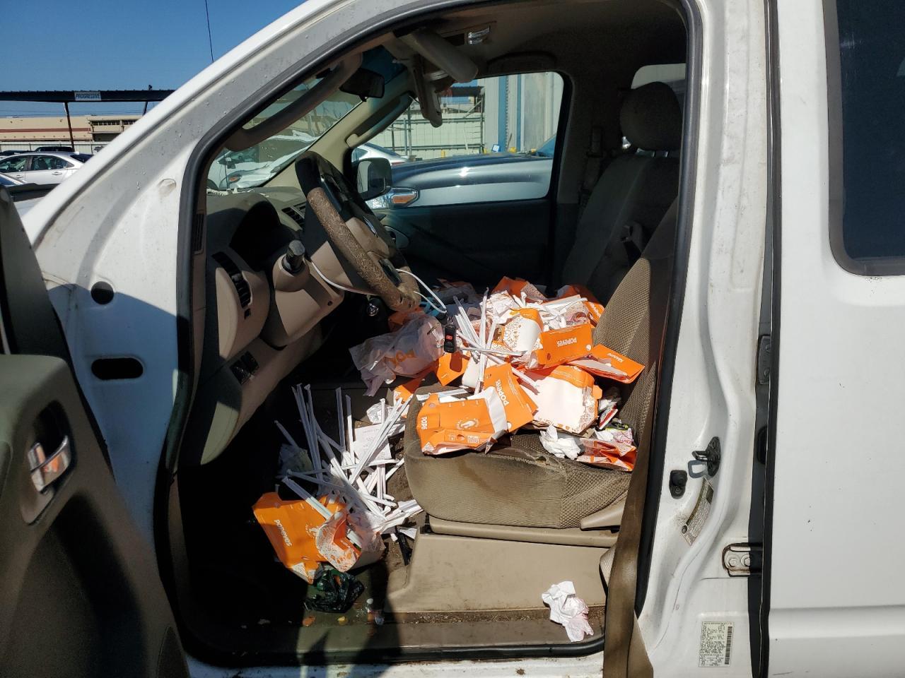 2008 Nissan Frontier Crew cab le