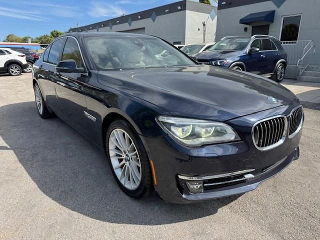 2015 BMW 750 XI