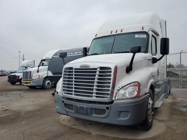 2019 Freightliner Cascadia 125