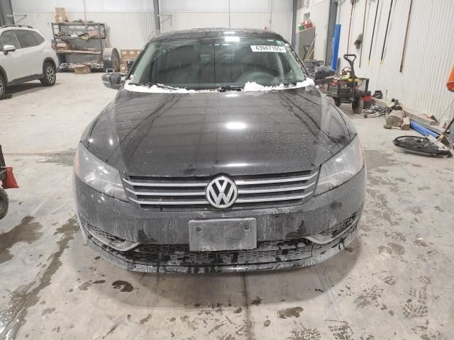 2014 Volkswagen Passat SE