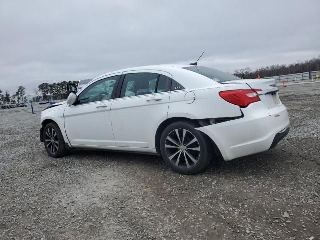 2014 Chrysler 200 LX