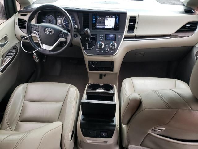 2015 Toyota Sienna XLE