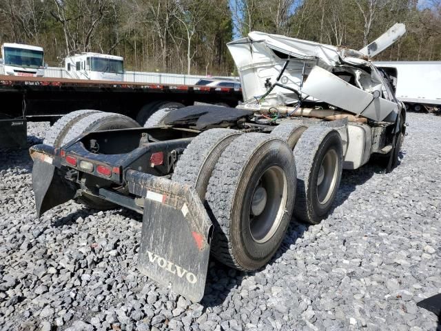 2020 Volvo VNR