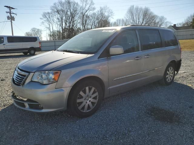 2016 Chrysler Town & Country Touring