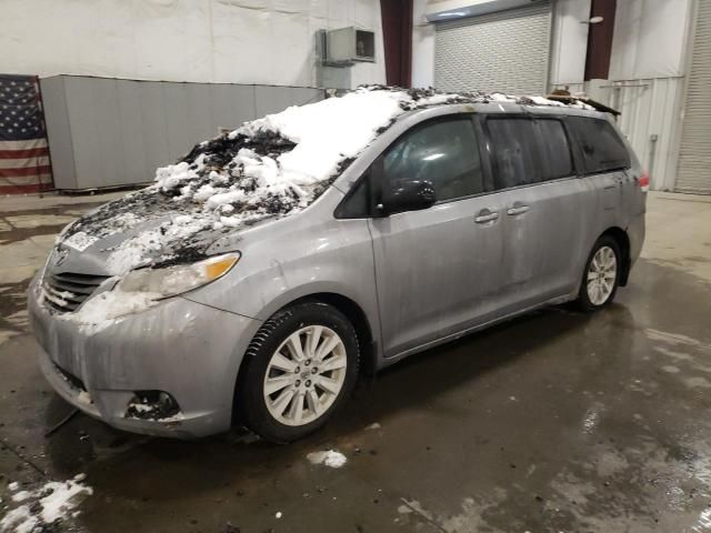 2013 Toyota Sienna XLE