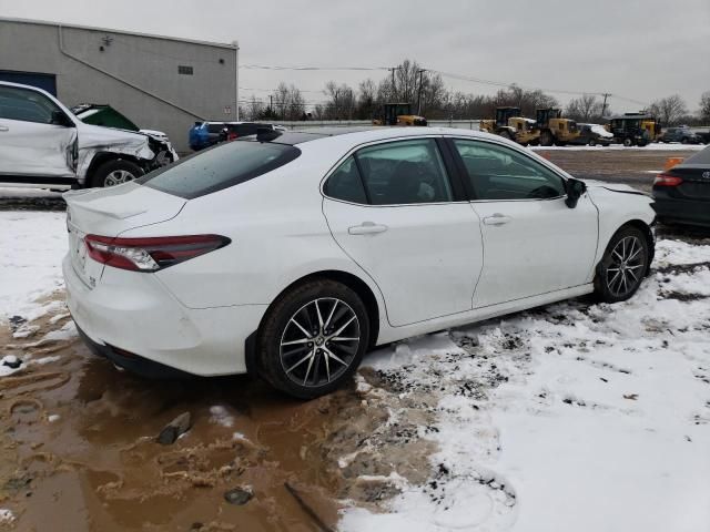 2021 Toyota Camry XLE