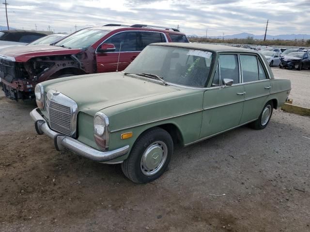 1973 Mercedes-Benz 1973 Mercedes Benz 220