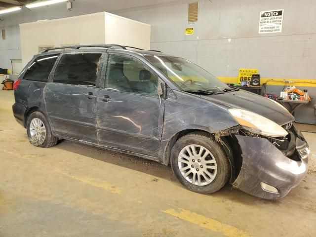 2008 Toyota Sienna XLE