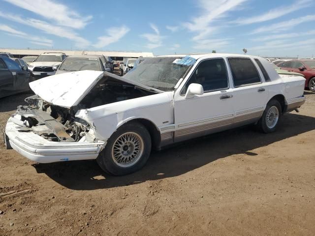 1996 Lincoln Town Car Signature