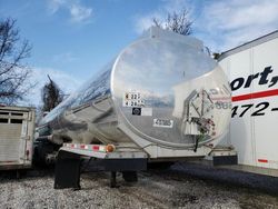 Fruehauf Vehiculos salvage en venta: 1999 Fruehauf 1999 LBT Tank Trailer