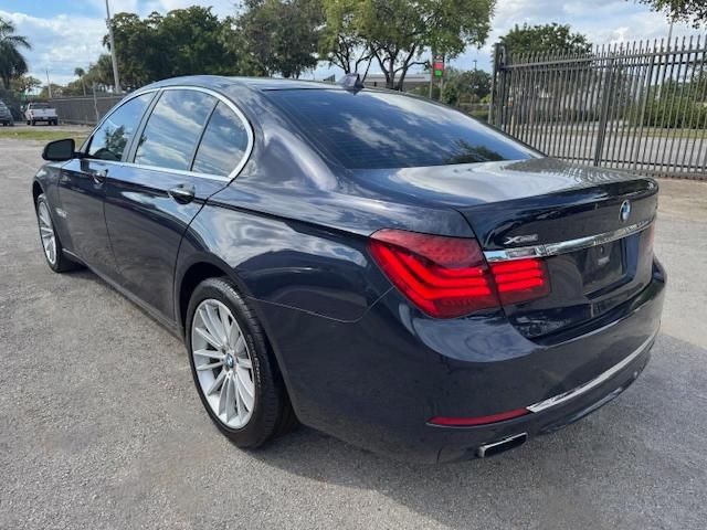 2015 BMW 750 XI