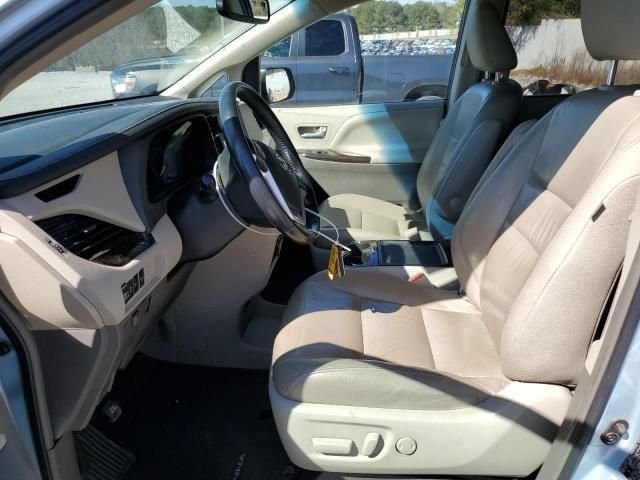 2015 Toyota Sienna XLE