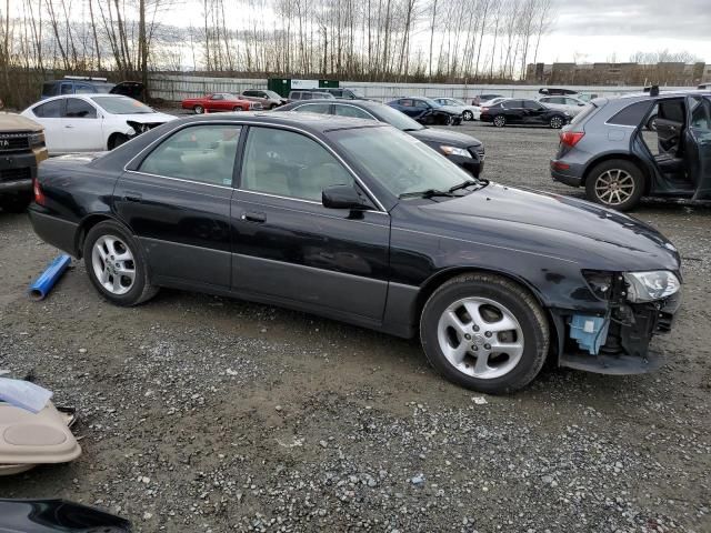 2000 Lexus ES 300