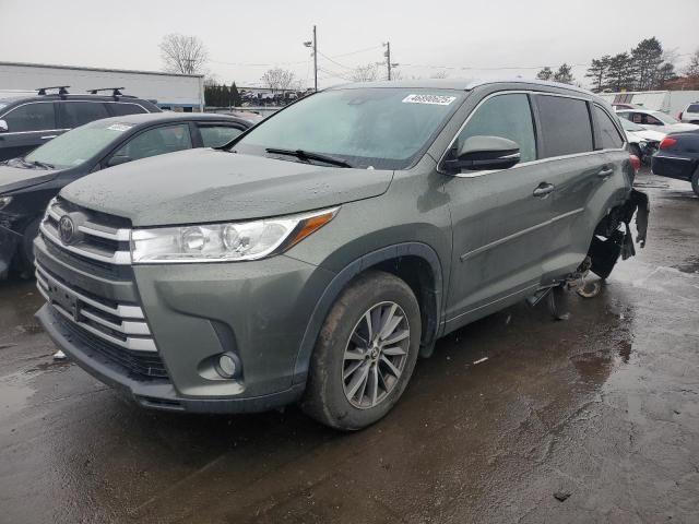 2018 Toyota Highlander SE