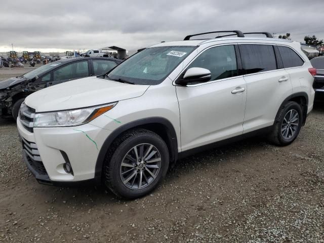 2019 Toyota Highlander SE