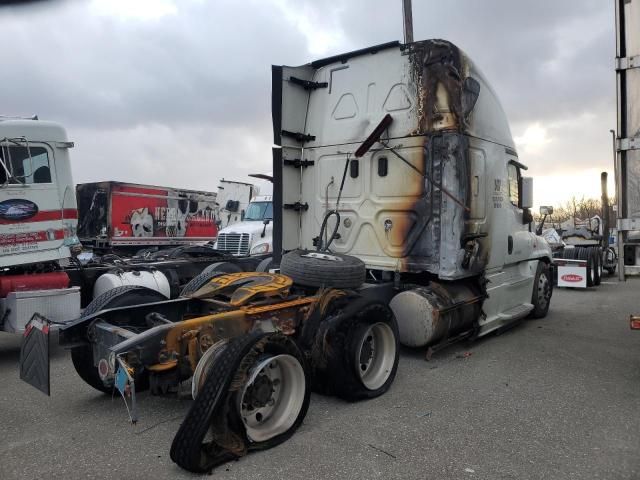 2017 Freightliner Cascadia 125