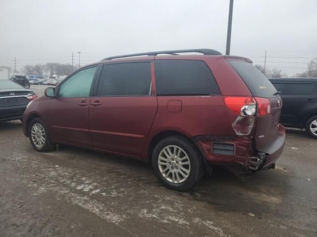 2009 Toyota Sienna XLE