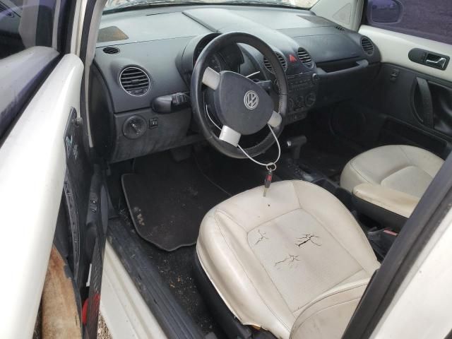 2008 Volkswagen New Beetle Triple White