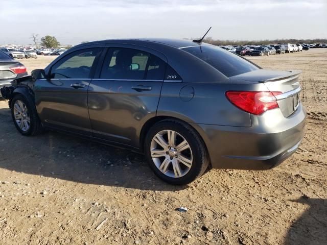 2013 Chrysler 200 Touring