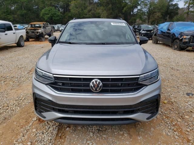 2024 Volkswagen Tiguan SE R-LINE Black