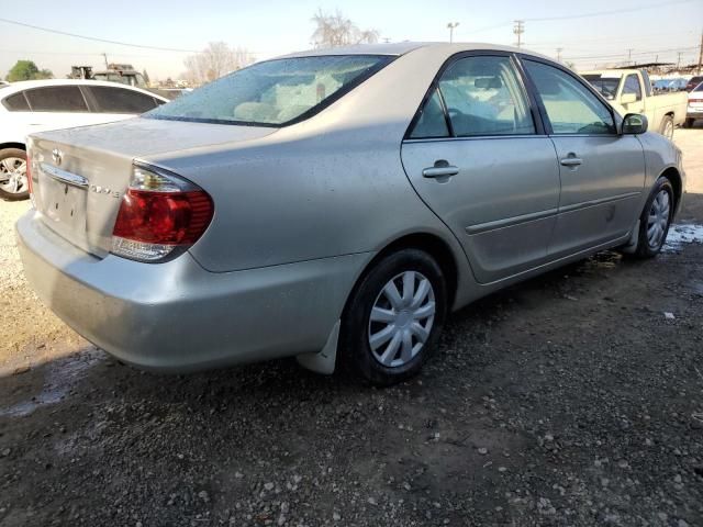 2005 Toyota Camry LE