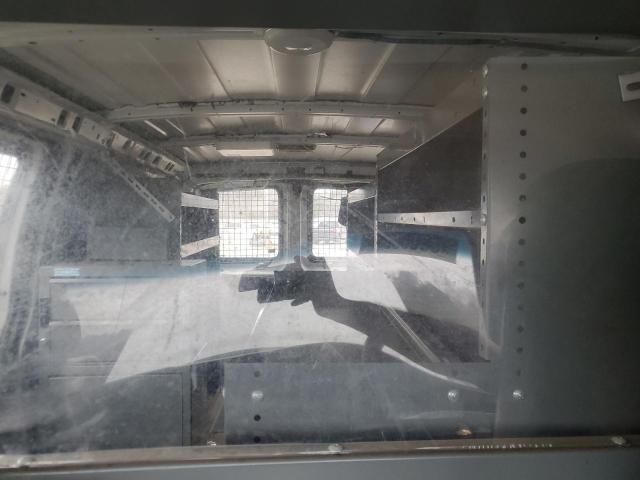 2013 Chevrolet Express G2500